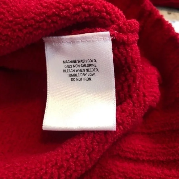 Basic Editions Red Cozy Cable Knit Chunky Oversized Sweater Size Large - Picture 7 of 8